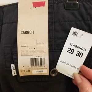 Levi's black cargo pants